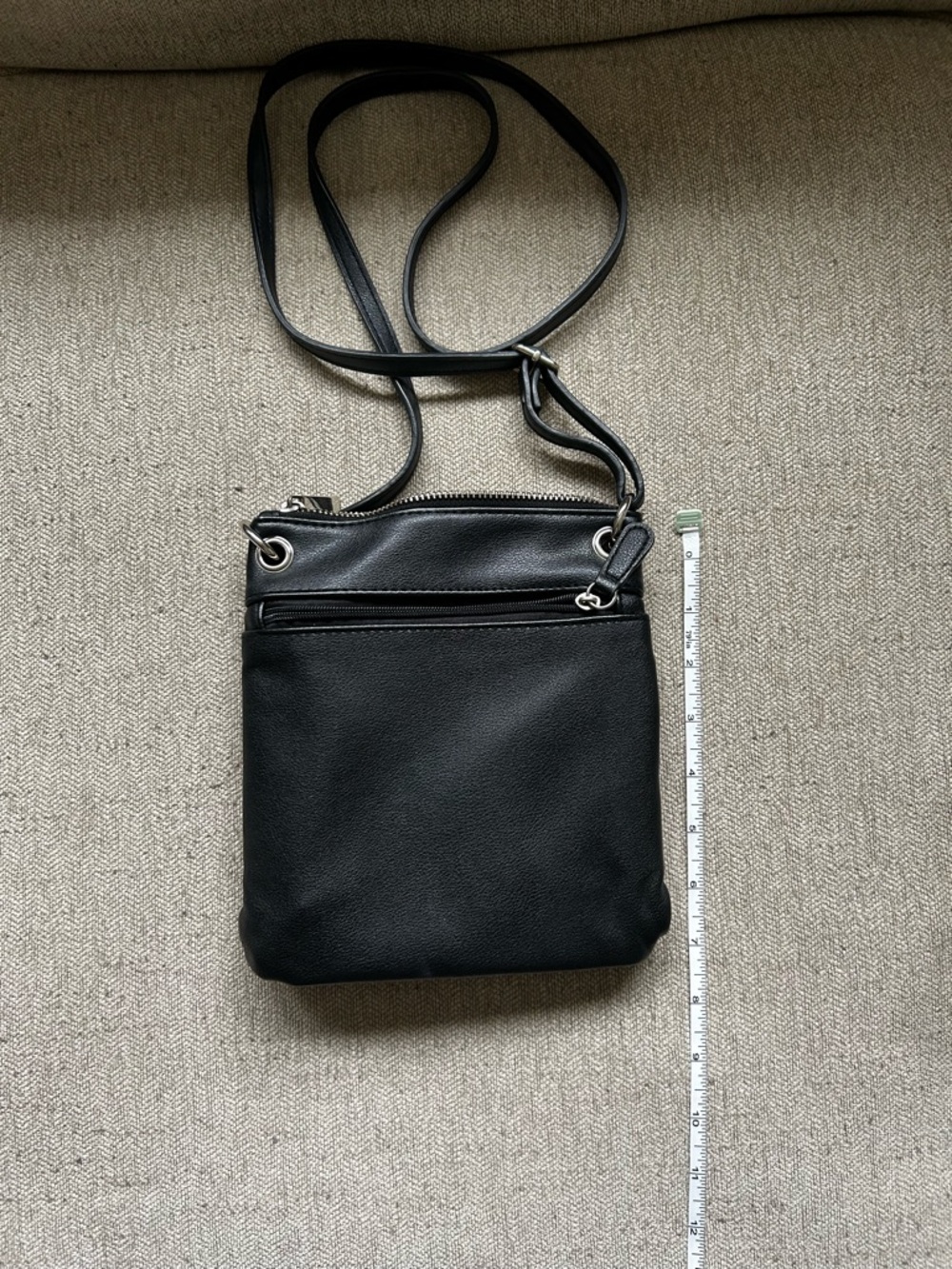 Nicole Miller Black Quilted Crossbody Bag with Front Pocket - Picture 2 of 2